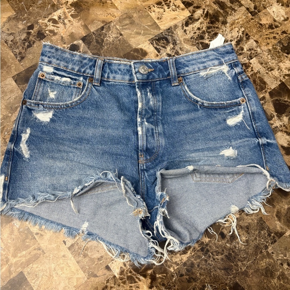Zara Distressed Denim Women Shorts size 4